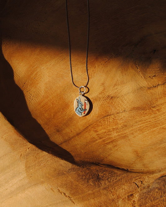 #011 Nyúl fejszével