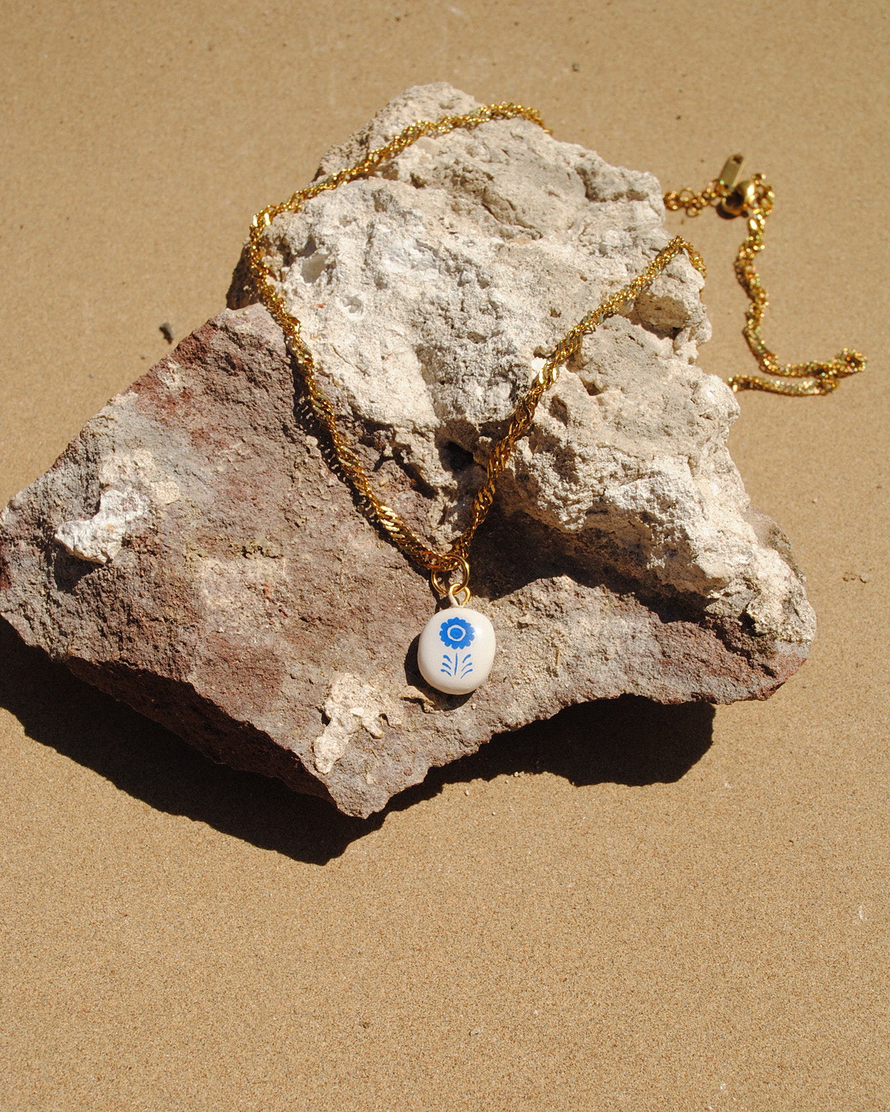 #045 Kék szirmos virág