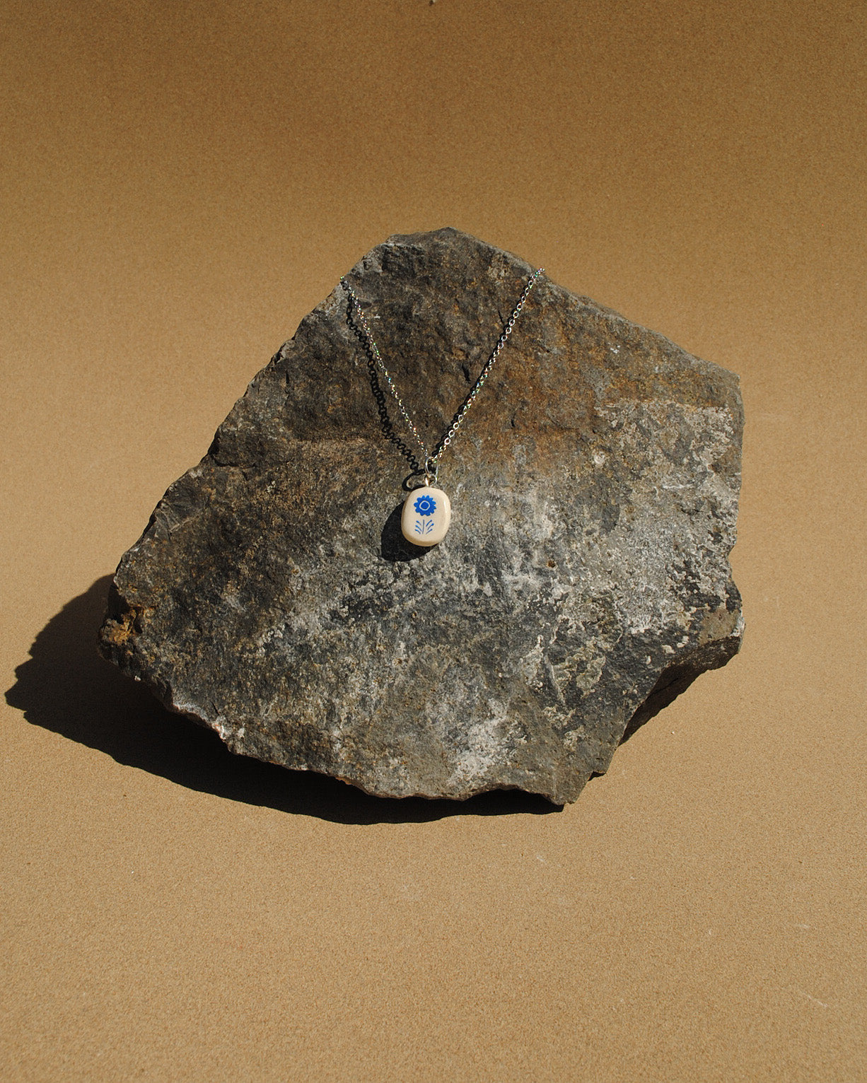 #049 Kék szirmos virág